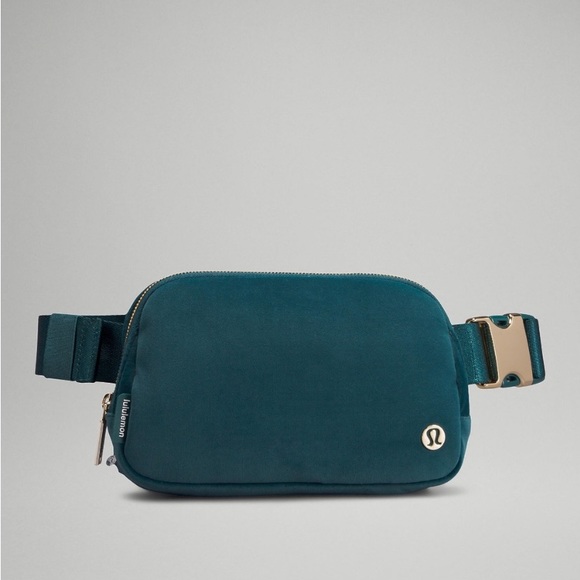 lululemon athletica Handbags - NWT Green Jasper Velour Velvet Gold Hardware
Lululemon Everywhere Belt Bag